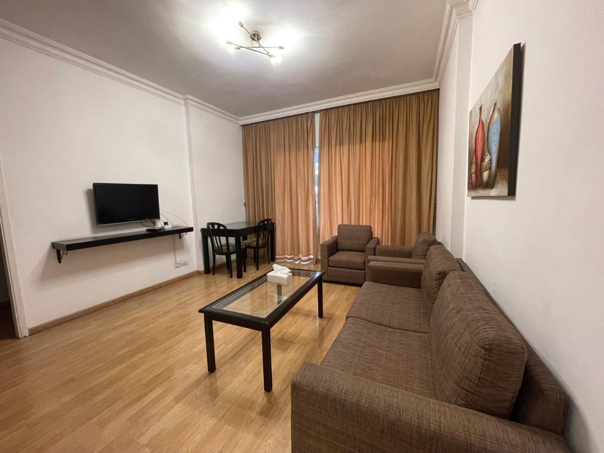 Elegant Suites Beiroet Buitenkant foto