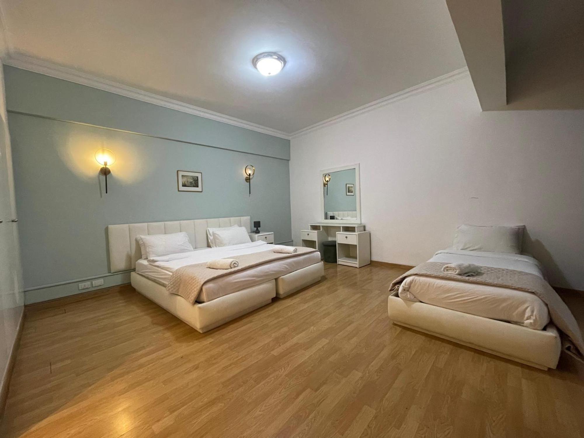 Elegant Suites Beiroet Buitenkant foto